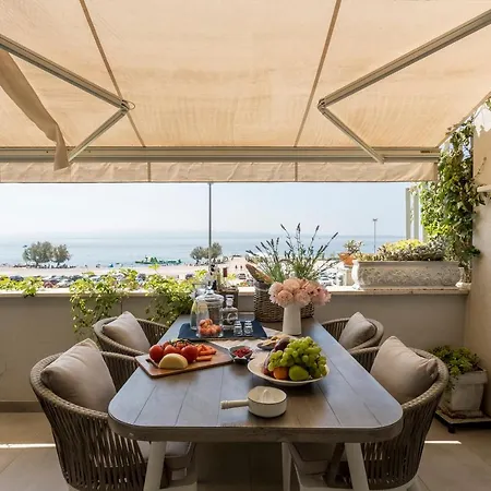 Velebis Superior - Luxurious One-room With Jacuzzi - Prestigious Location By The Sea In The New Center Of Znjan - Panoramic View Of The Sea And Islands - Free Garage Parking - Buralux Apartament *