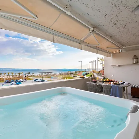 Velebis Superior - Luxurious One-room With Jacuzzi - Prestigious Location By The Sea In The New Center Of Znjan - Panoramic View Of The Sea And Islands - Free Garage Parking * Split